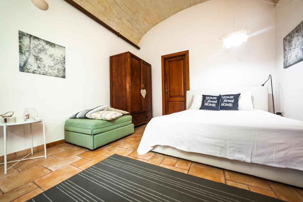 Suite Home Al Centro Di ساساري المظهر الخارجي الصورة