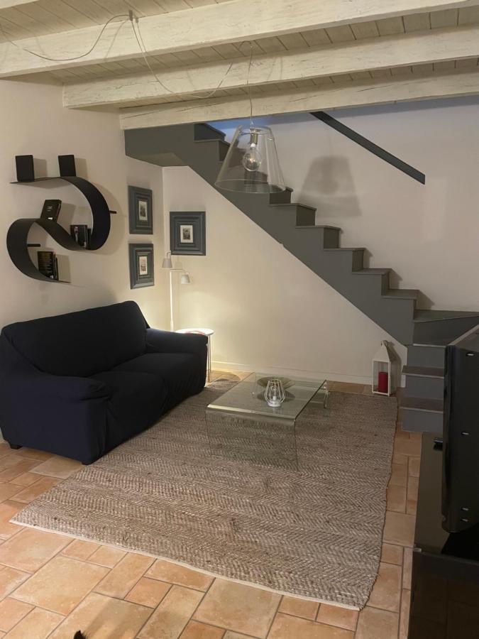 Suite Home Al Centro Di ساساري المظهر الخارجي الصورة