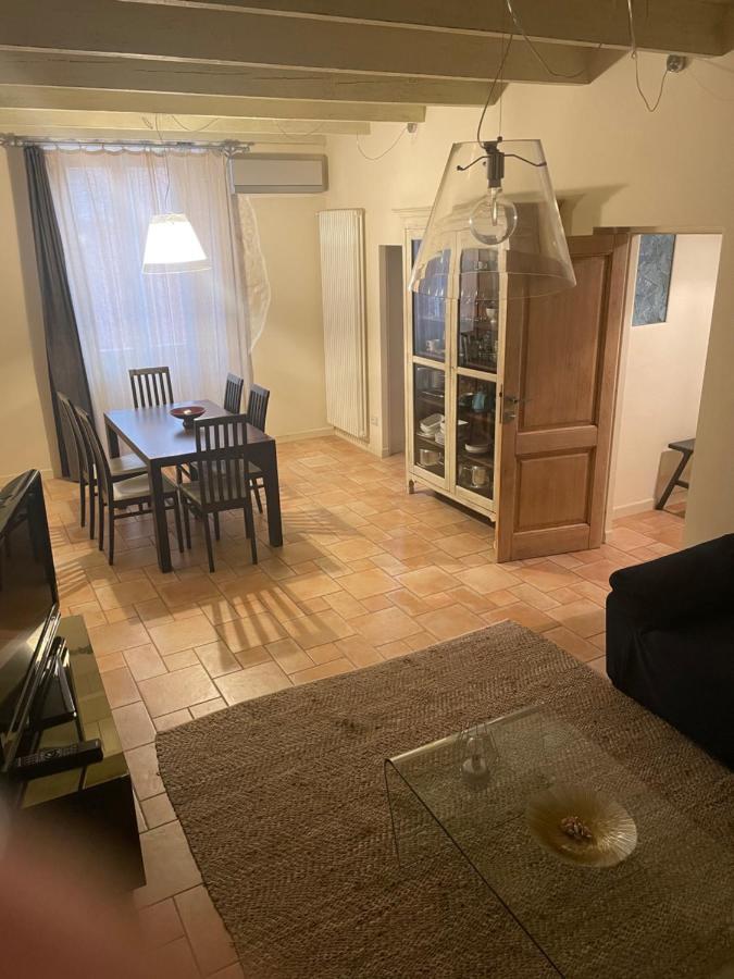 Suite Home Al Centro Di ساساري المظهر الخارجي الصورة