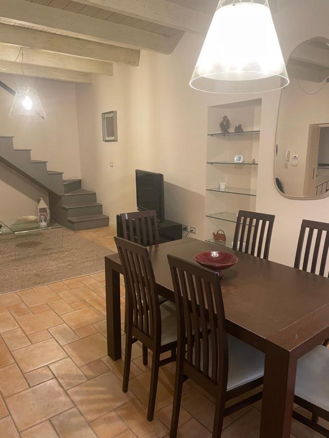 Suite Home Al Centro Di ساساري المظهر الخارجي الصورة