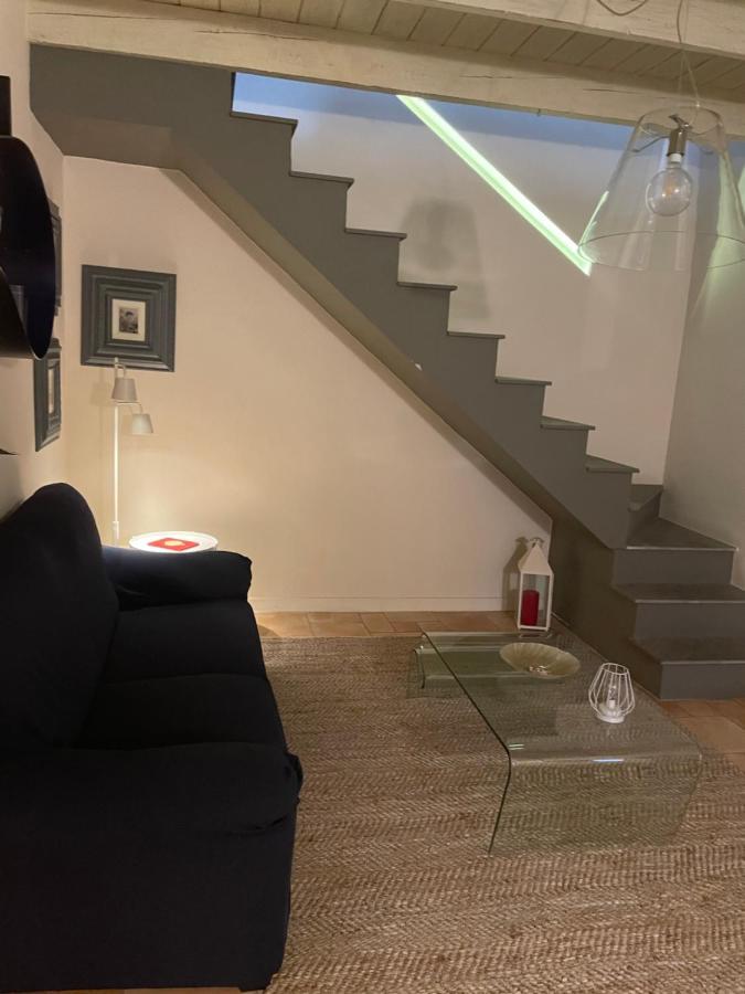 Suite Home Al Centro Di ساساري المظهر الخارجي الصورة